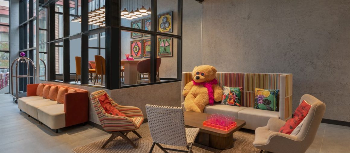 ox-ktmox-lobby-31383_Classic-Hor