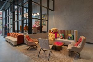 ox ktmox lobby 31383 Classic Hor